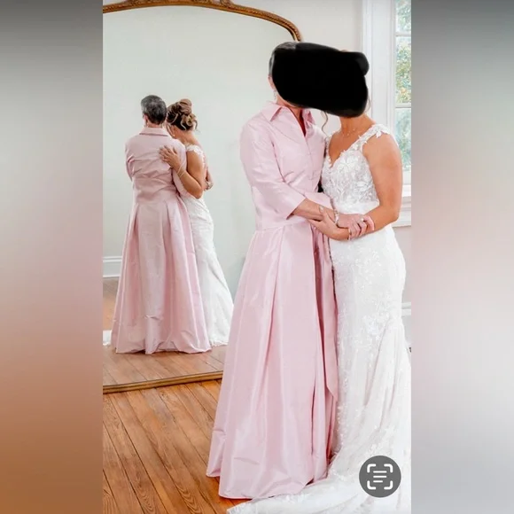 Effortlessly Elegant Gown - Perfect Pink. Luciana Emilia. Size 4 Gorgeous Dress - Picture 5 of 16